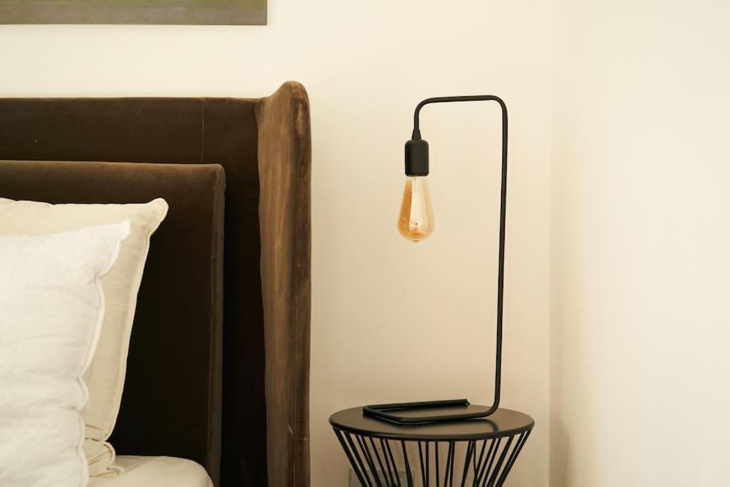 Ultracentral Two Rooms Apartment In 부쿠레슈티 외부 사진